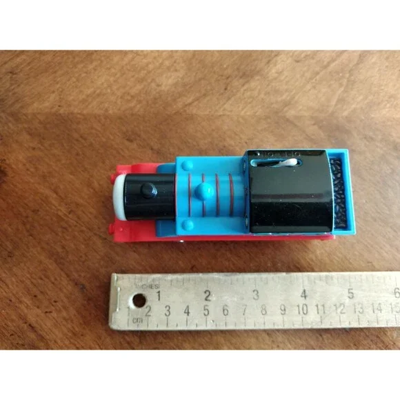 Thomas & Friends Trackmaster Hit Motorized The Tank Engine 2006 Works - Picture 6 of 10